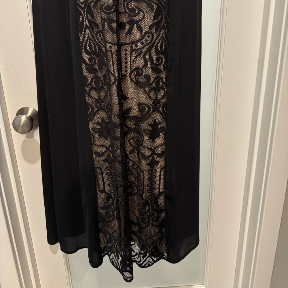 London Times Black Nude Lace Chiffon Halter Maxi Evening Gown – Size 6 - Picture 10 of 14